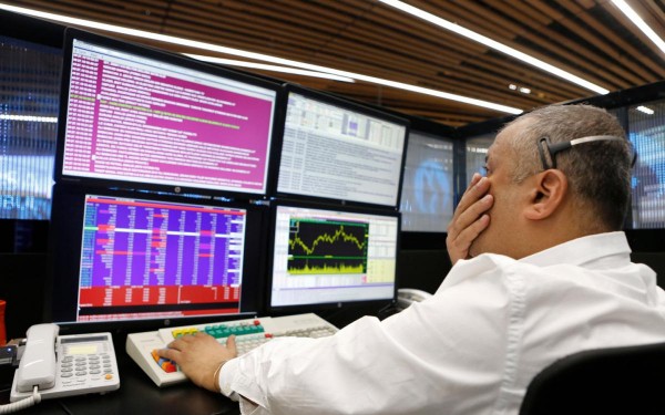 Турецкий рынок обвалился на 7% на фоне отказа Эрдогана посетить Израиль