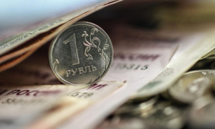 Аналитик Кочетков: возможно укрепление курса нацвалюты до 82 рублей за доллар