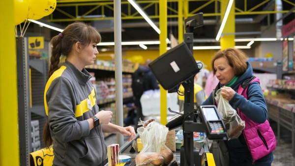 ЦБ: россияне оценили годовую инфляцию в 14%