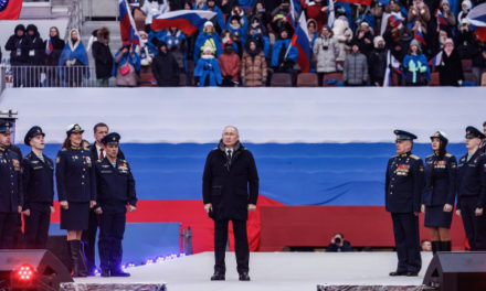 Путин продлил кредитные каникулы для участников СВО до конца 2024 года