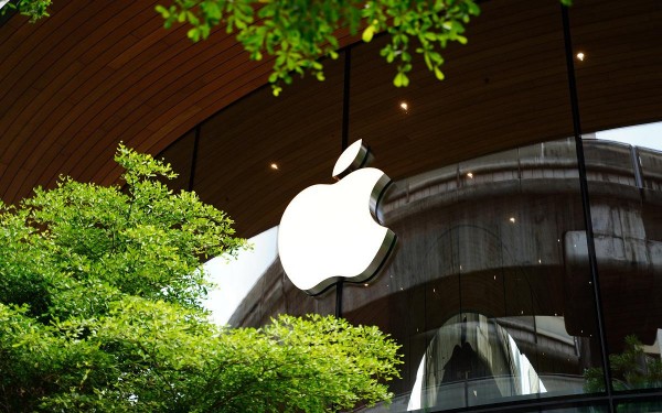 
                    Microsoft обогнала Apple и стала самой дорогой компанией в мире

                