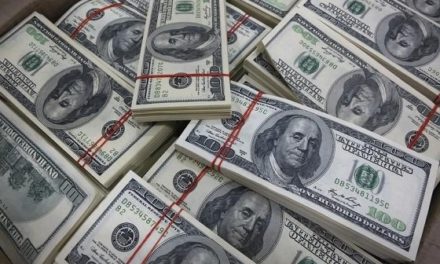 Назван ориентировочный срок появления первого на планете триллионера