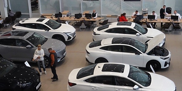 Продажи новых авто по итогам года могут вырасти на 68%