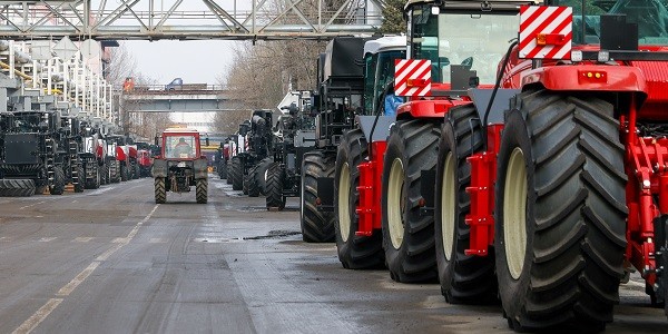 Минпромторг хочет повысить утильсбор для сельхозтехники