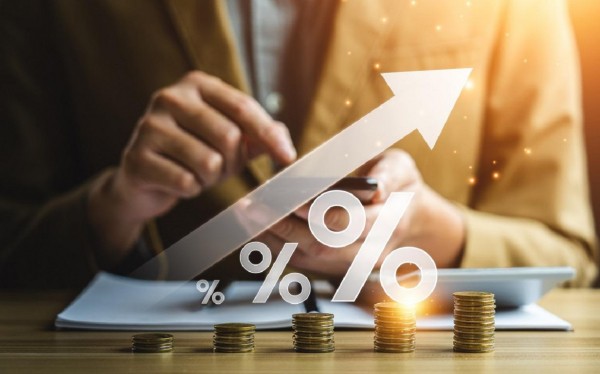 
                    Топ-10 самых высоких ставок по накопительным счетам до 16% годовых

                