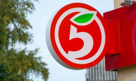 X5 принудительно «вернут» в Россию. Что это значит для акций и инвесторов