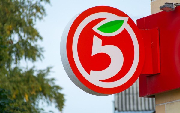 X5 принудительно «вернут» в Россию. Что это значит для акций и инвесторов