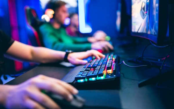 Акции Positive Technologies прибавили 4% на новостях об объеме допэмиссии
