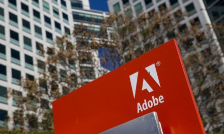 Слабый прогноз по выручке обрушил капитализацию Adobe на 14%