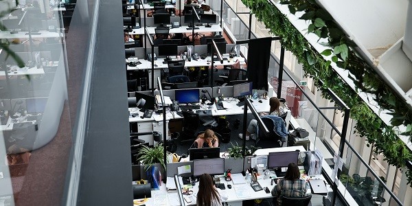 Более 2 лет не были в отпусках 7% работающих россиян