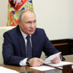 Путин поручил создать сберсертификаты со страховкой 2,8 миллиона рублей