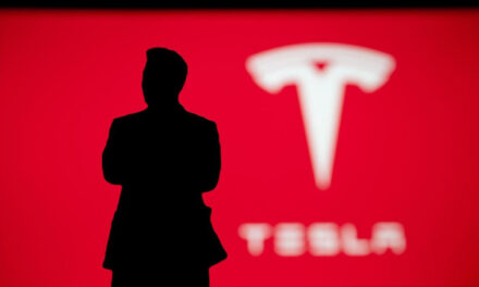Акционерам Tesla предложили снова разрешить выплатить Маску $56 млрд