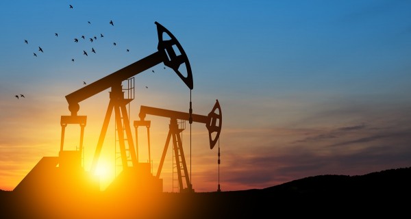 
                    Курс доллара в мае 2024 года: какой фактор будет решающим для рубля

                