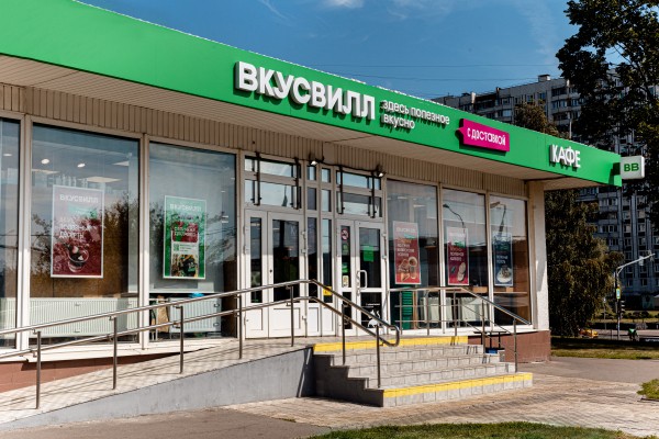 Дайджест 15.04-21.04: &laquo;Магнит&raquo; приступил к ребрендингу KazanExpress, &laquo;Лента&raquo; планирует полностью отказаться от бумажных чеков, В Екатеринбурге открылся первый даркстор &laquo;ВкусВилла&raquo;