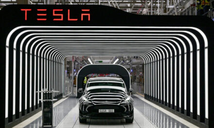 Акции Tesla резко выросли на новости о сотрудничестве с Китаем