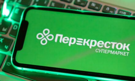 «Перекрёсток» обогнал «Пятёрочку» по росту сопоставимых продаж впервые за годы