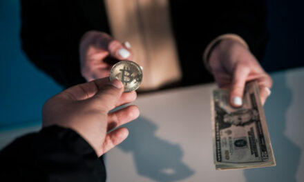 14 000 BTC были переведены на биржи за четыре дня – тревожная тенденция для цены Биткоин?