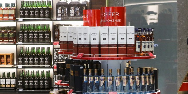 Шереметьево, Внуково и Домодедово откроют duty free с алкоголем на внутренних вылетах