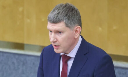 Минэкономразвития согласно с прогнозом ЦБ  по росту ВВП в 2024 году на уровне 3,5-4%