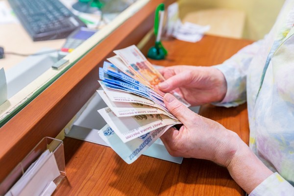 
                    Можно ли уйти на пенсию по стажу: все о досрочной пенсии

                