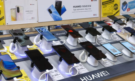 Продавцы электроники опасаются предустановленных потерь из-за RuStore
