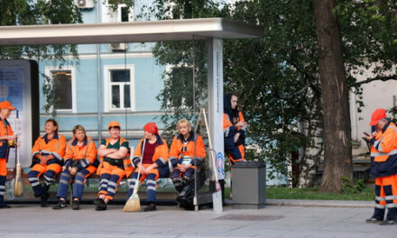 Как поднять престиж профессии коммунальщика