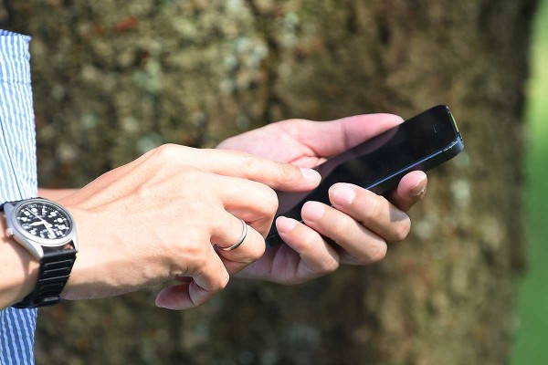 
                    Как оплатить по QR-коду, начисляется ли кешбэк и как вернуть такую оплату

                