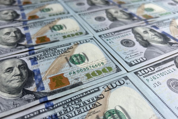 Bloomberg: мировой госдолг может достичь рекордных $100 трлн Bloomberg: мировой госдолг может достичь рекордных $100 трлн