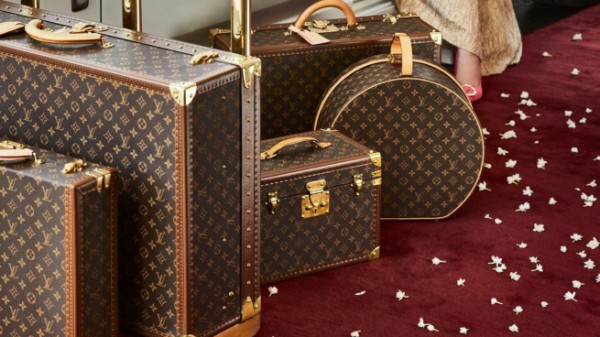 Десятки торговых знаков Louis Vuitton снова регистрируются в России Десятки торговых знаков Louis Vuitton снова регистрируются в России