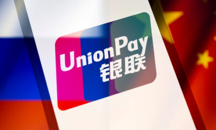 В России число банков с UnionPay сократилось в 6 раз
