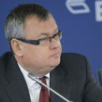 Костин заявил, что ключевая ставка в России в 2025 году будет достаточно высокой