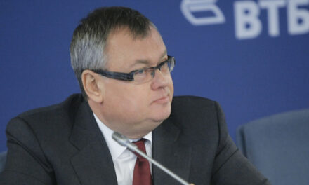 Костин заявил, что ключевая ставка в России в 2025 году будет достаточно высокой