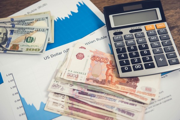 
                    Доллар ниже ₽85: как долго будет падать доллар и при чем тут иностранцы

                