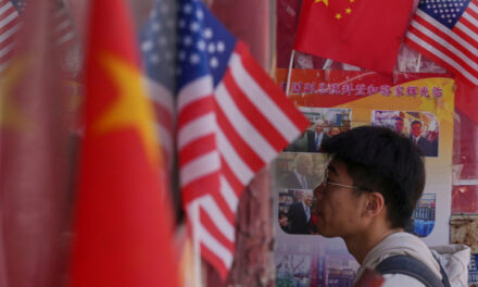 Ответный удар: Китай вводит пошлины в 34% на товары из США