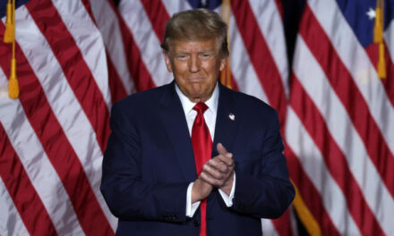 Фондовый рынок США взлетел после смягчения торговой политики Трампа