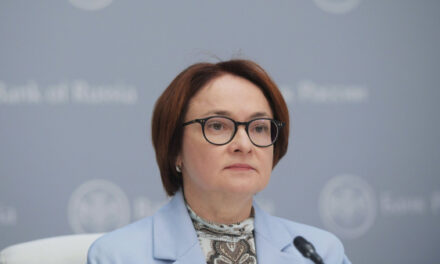 Набиуллина: перелом годовой инфляции придется на май, затем начнется замедление