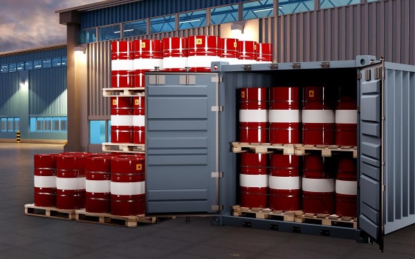 Акции российских нефтяников выросли после взлета цен на Brent