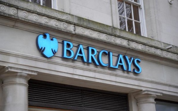 Barclays повысил прогноз цен на нефть Brent на 2025 год до $72 за баррель