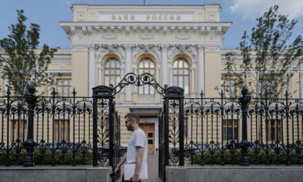 ЦБ добавил профессии, которые можно сочетать с доходом и получить «квала»