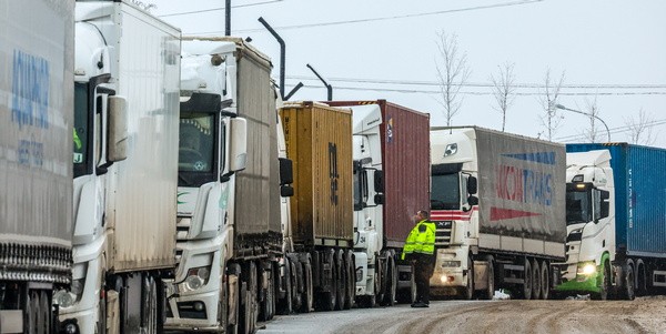 Упрощенный порядок ввоза в РФ иностранных товаров могут продлить еще на год