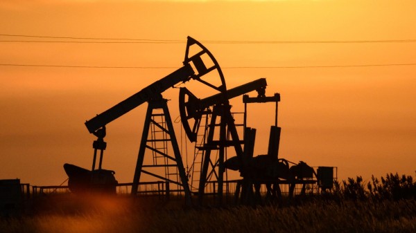 Росконгресс в своем докладе призвал провести налоговый маневр в нефтянке