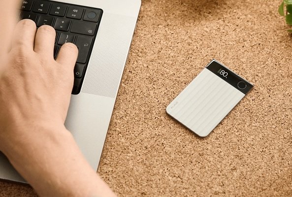 Стартап Plaud выел на рынок новый ИИ-диктофон стоимостью 179 USD