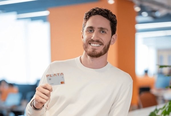 Стартап Plata с инвестициями Тинькова начал работать на колумбийском рынке