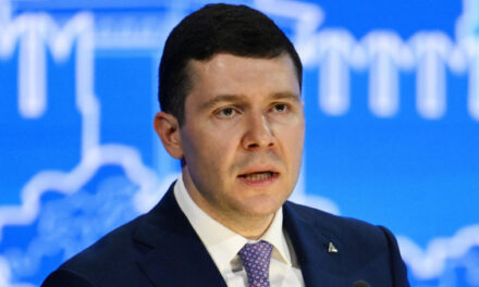 Алиханов: восстановление российского авторынка в 2026 году зависит от решений ЦБ