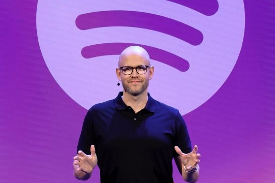 Капитализация Spotify снизилась на 3% на фоне новости об уходе Даниэля Эка