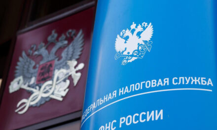ФНС сможет взыскивать долги со счетов россиян без суда с 1 ноября: разбор