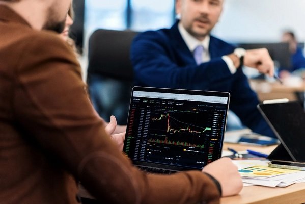Российские инвесторы смогут покупать акции стартапов до выхода на биржевой рынок