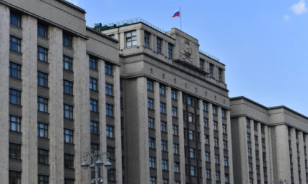 Госдума в I чтении пресекла открытие электронных кошельков без ведома человека