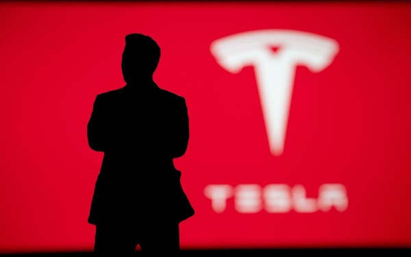Акционеры Tesla одобрили рекордный бонус для Илона Маска на $1 трлн