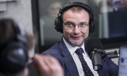 Экс-глава СПБ Биржи оценил сроки запуска торгов 24/7 в России